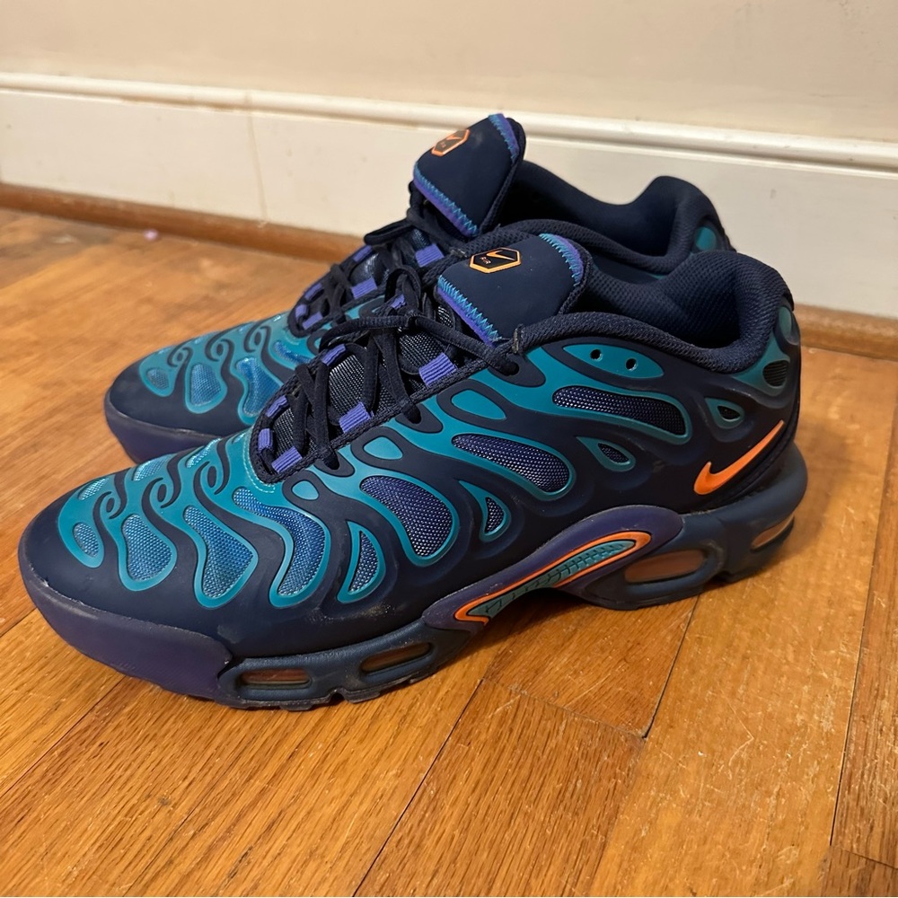 Nike Air Max Plus Men's Sneakers - Teal and Orange